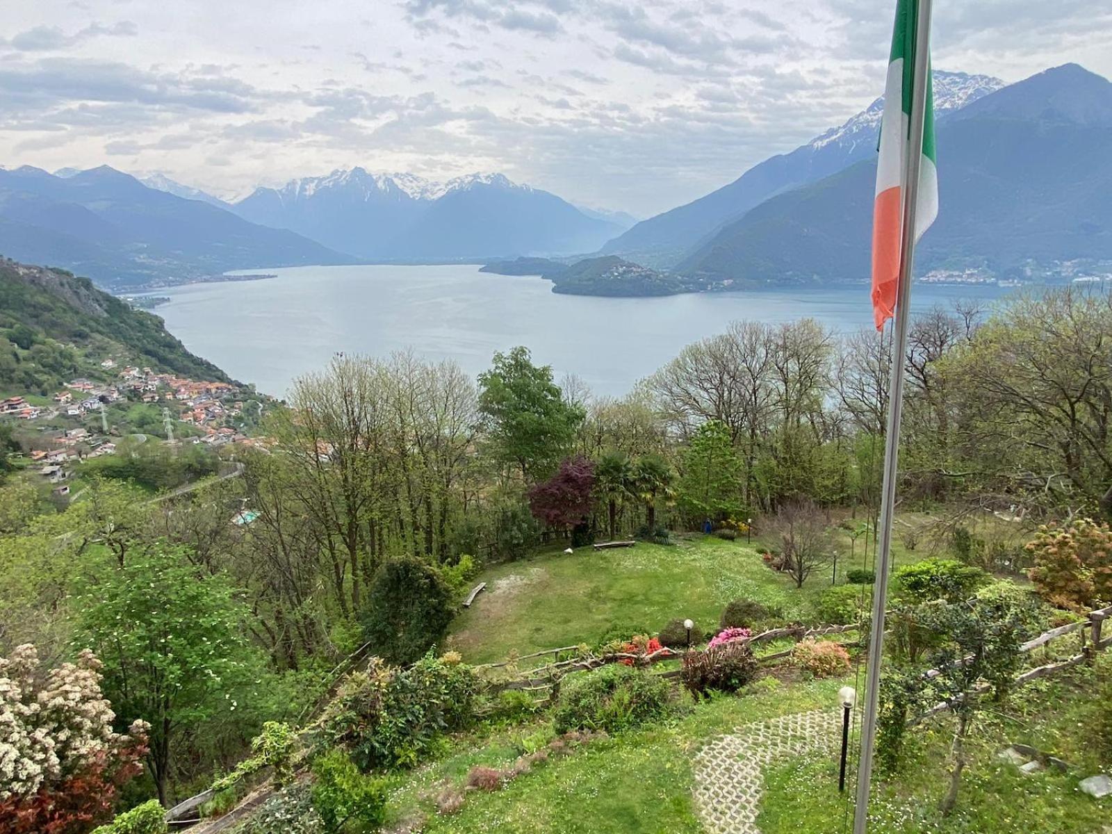 The Happy Rooster - Villa With Big Garden Pianello Del Lario Exteriör bild